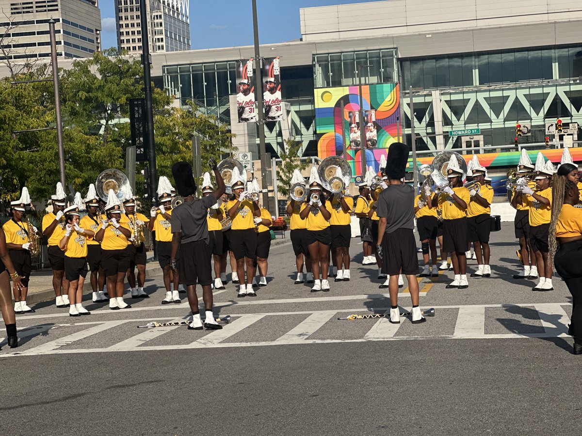 BowieState's tweet photo. Bowie State took the spotlight at Baysox Stadium for HBCU Night and then brought the energy to #Birdland! From one incredible event to another, it was all about Bulldog Pride and HBCU Excellence. What a way to end the week and start the weekend! 💛 🖤 https://t.co/GKPZyOE75B