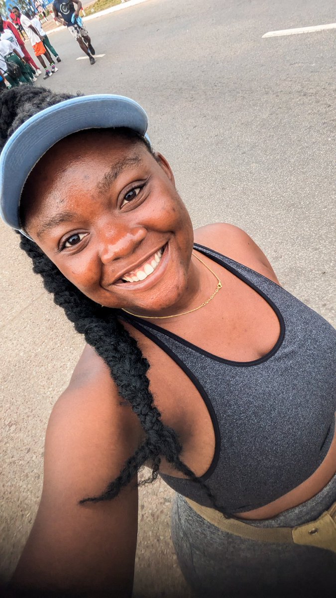 OnukoguFavour's tweet photo. Hello Runner
#KGLFoundation
#milleniummarathon https://t.co/nXZ5QjHhQ1