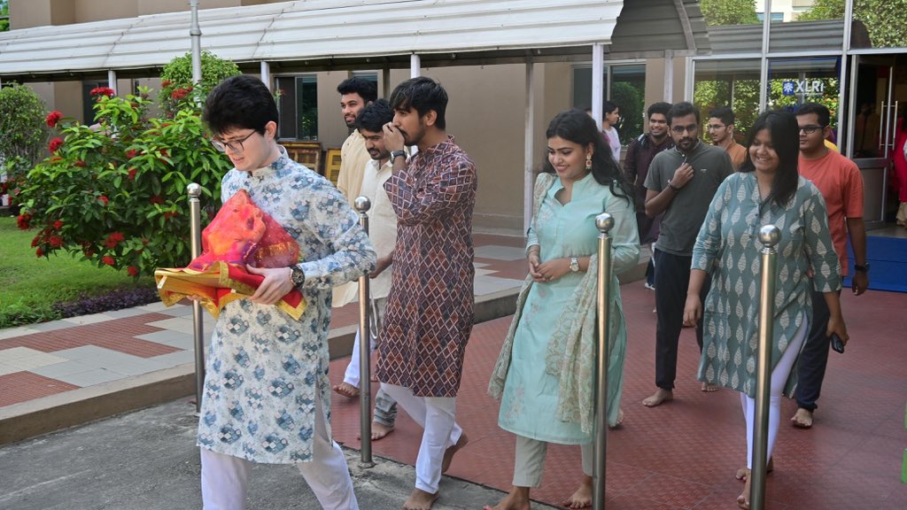 XLRIJamshedpur's tweet photo. XLRI Jamshedpur wishes everyone a very Happy Ganesh Chaturthi! May Lord Ganesha bless all with wisdom, prosperity, and success in all the endeavors!
#XLRI #XLRIjamshedpur #75YearsOfXL #Ganapati #Ganesh #GaneshChaturthi #GanpatiBappaMorya #CampusCelebration #India #StudentLife https://t.co/IIE7vuIgxN
