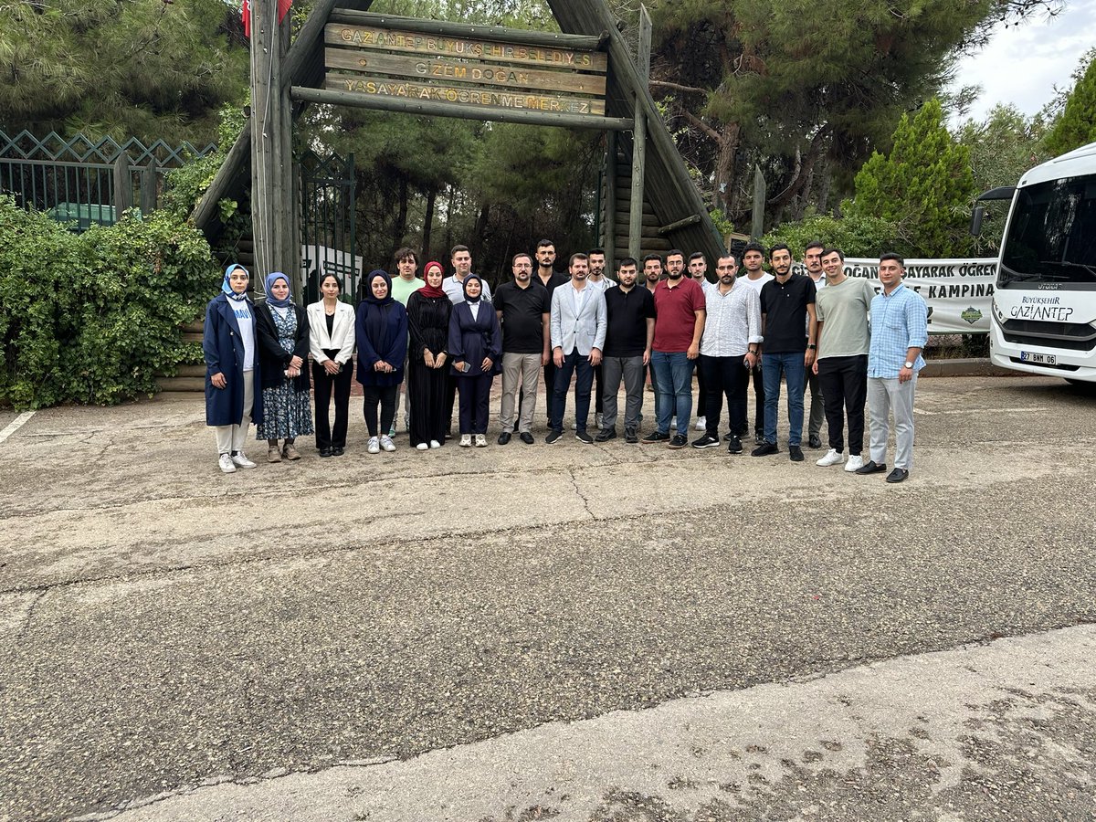 📍Gaziantep

Ak Parti Gençlik Kolları Üniversiteler Birimi Güneydoğu Bölge kampımızı <a href="/mucahidsuleyman/">Mücahid Süleyman Daldallı</a> Başkanımızın ve  Güneydoğu İl Üniak Başkanlarımız ve Okul başkanlarımızın katılımlarıyla gerçekleştirdik.

<a href="/eyupkadirinan/">Eyyüp Kadir İnan</a> 
<a href="/UniakGM/">ÜniAK</a> 
<a href="/avmustafadurmus/">Av. Mustafa Durmuş</a>