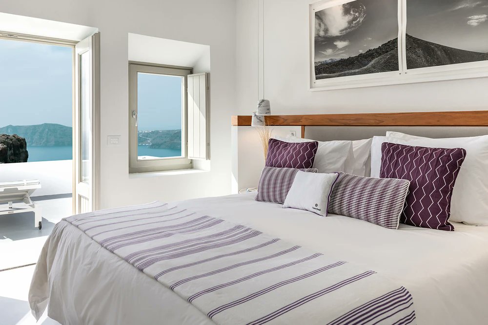 Escapes_haven's tweet photo. #Five-Star #Santorini Retreat with Private Terrace Ocean Views &amp; Michelin-Starred Restaurant, Santorini, Greece
https://t.co/0WdszrIcjg https://t.co/03CAaQN4WN