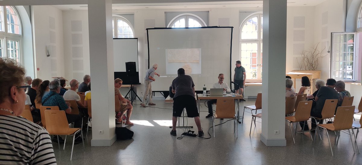 FPetrazoller's tweet photo. Conférence de notre collègue Jean-Claude Rebetez, directeur des archives de l'évêché de Bâle à Porrentruy, sur l'assassinat de Frédéric de Ferrette, à Ferrette ! https://t.co/XJsycJolRf