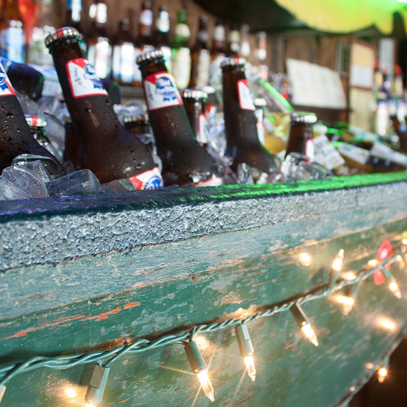 Bubbasfishshack's tweet photo. Happy National Beer Lovers Day! We're cracking open a cold one. Will you be joining us? 
#beerloversday #beer #beerlovers https://t.co/RH1ezTLNTp