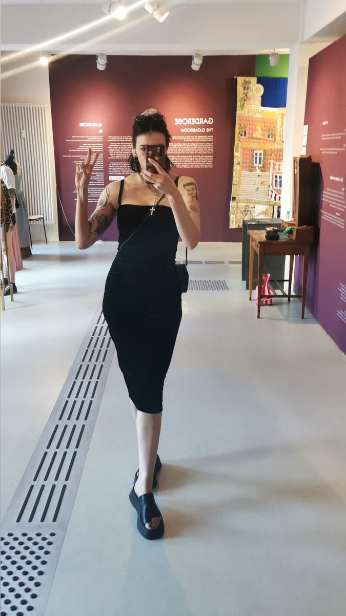 Cleo Constantine tweet media