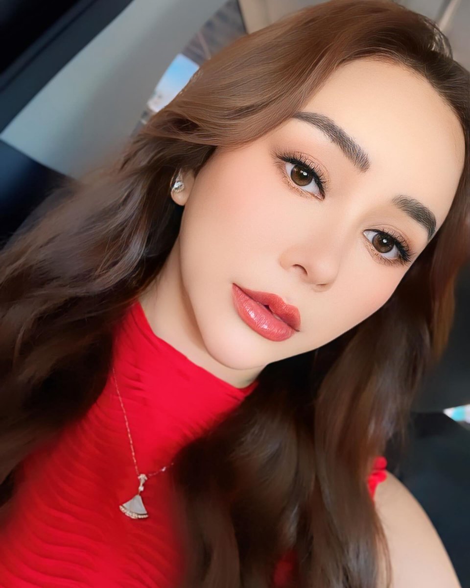 Jacob04100601's tweet photo. Merah merona https://t.co/myLkk67d8V