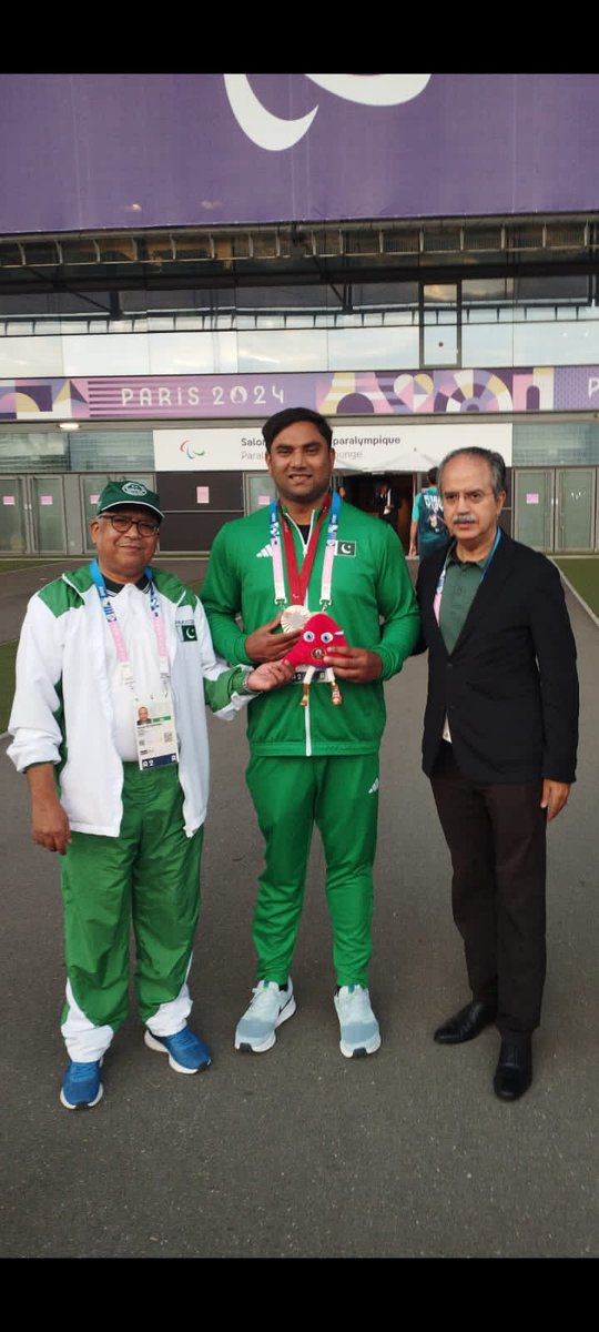 Congratulations to Haider Ali for securing the Bronze medal in Discus Throw at the Paralympic Games! 🥉👏 The Pakistan Sports Board is proud to have been a part of his journey, ensuring he had the support needed to achieve this incredible milestone. A proud moment for the nation!