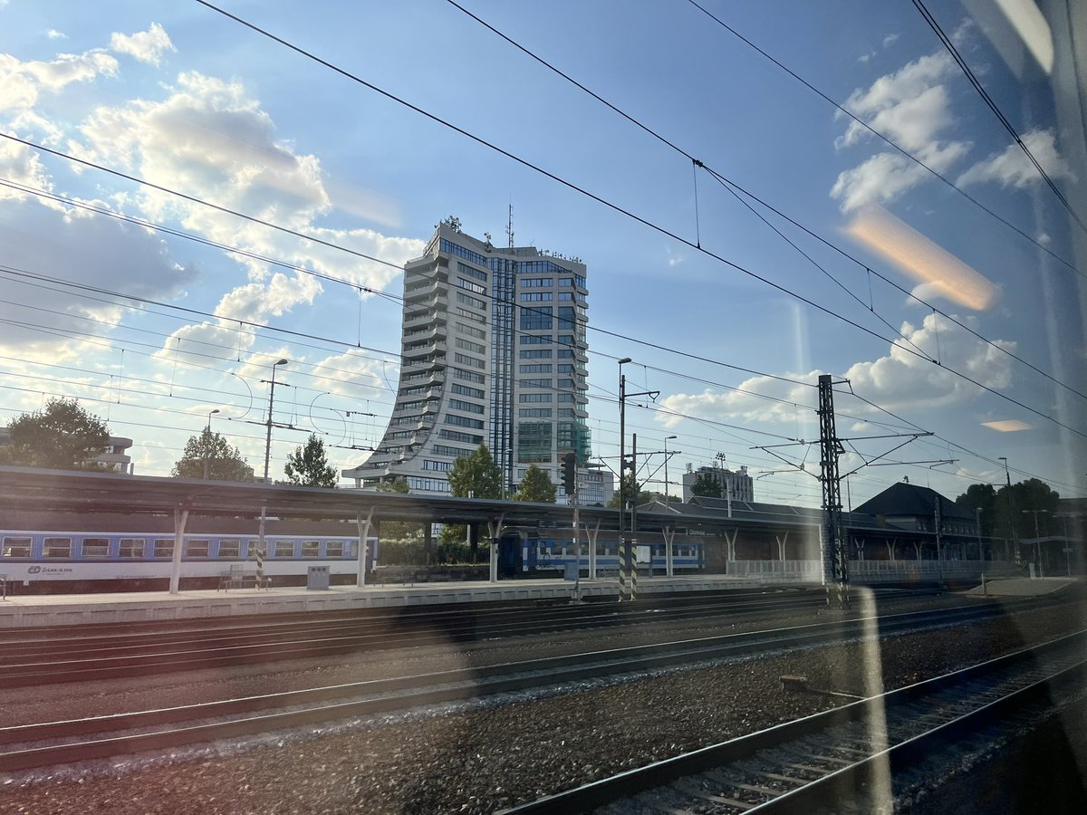 JirkaPanek's tweet image. On the road again, after the Czech Geographical Congress this week by @CZE_Geography I am heading to Vienna for #EuroCarto #eurocarto2024 by @icawebsite to organise a #participatorymapping workshop. Who will be at the conference?