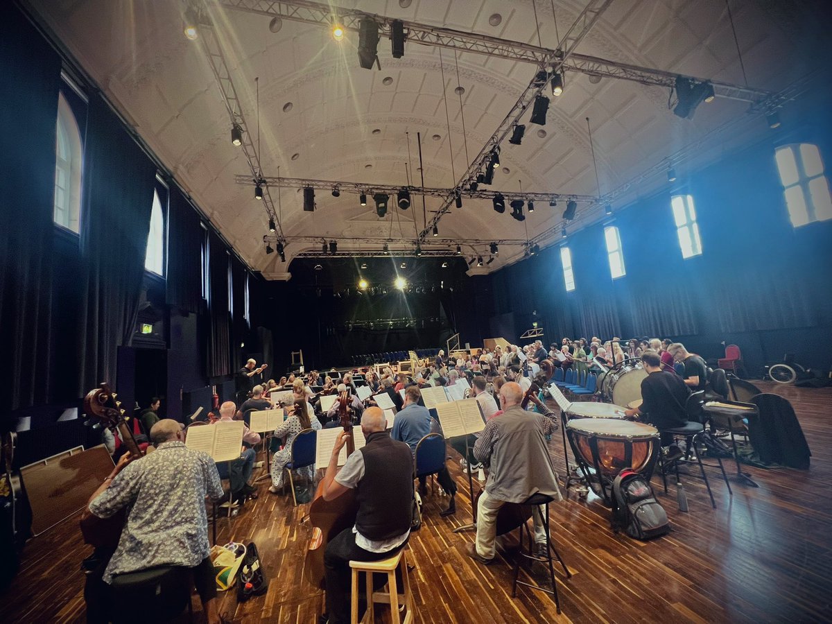 A great treat to be <a href="/BlackheathHalls/">Blackheath Halls</a> to hear the Community Opera; orchestra, choir and FABULOUS soloists rehearse together. Cavalleria Rusticana in all its glory in a few weeks. blackheathhalls.com/take-part/blac…
Don’t miss it!!
<a href="/RoseBHOpera/">Rose Ballantyne</a> <a href="/cwestark/">Christopher Stark</a> <a href="/HarryFehr/">Harry Fehr</a>