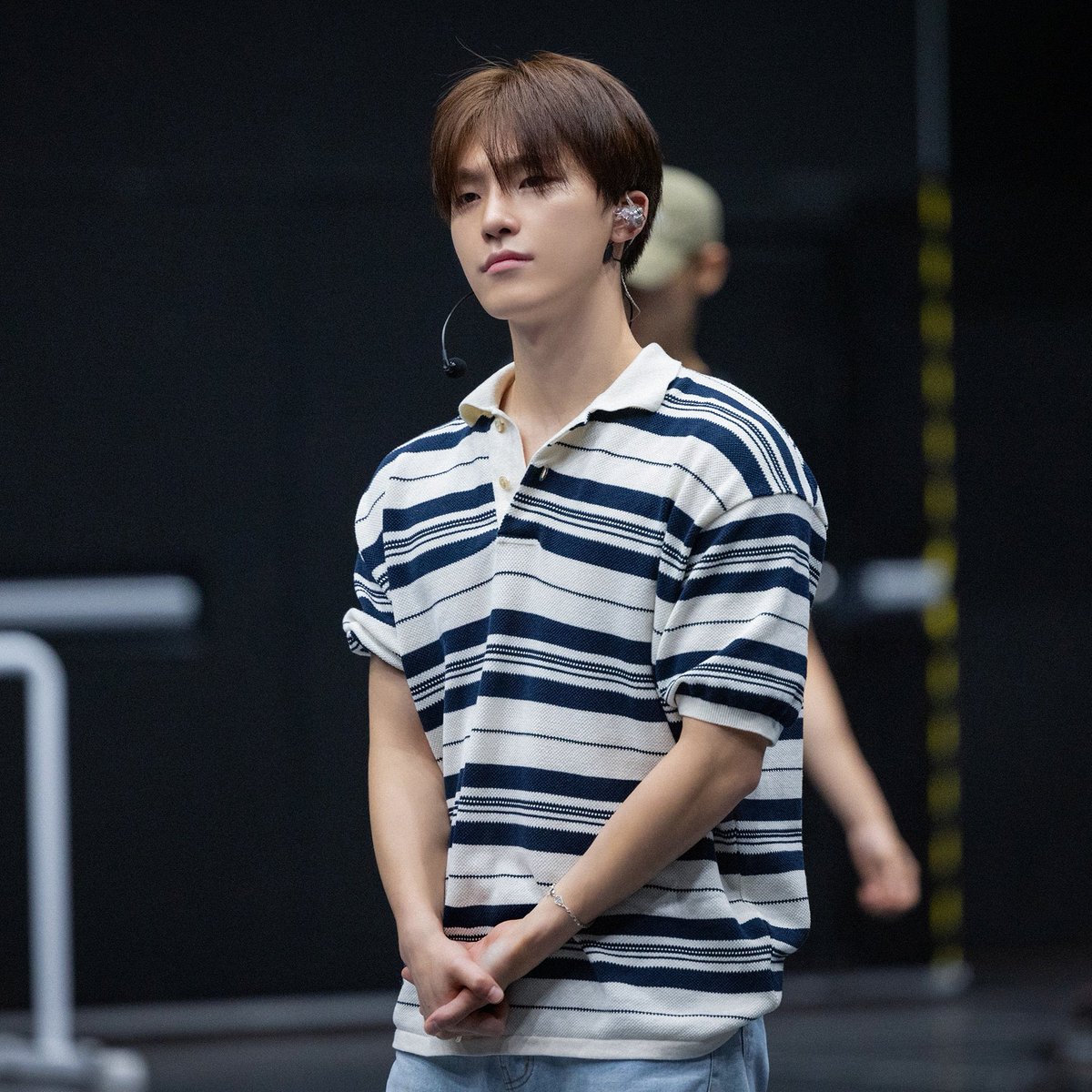 딘후배일로와봐                    네선배님
이게말이된다고생각해?        머가요선배님
과제가너무많잖아                저도많아요선배님
그럼우리데이트는언제해       지금은아닌거같아요선배님
과제가그렇게좋음과제랑살어
                                           그래도될까요낼제출이라