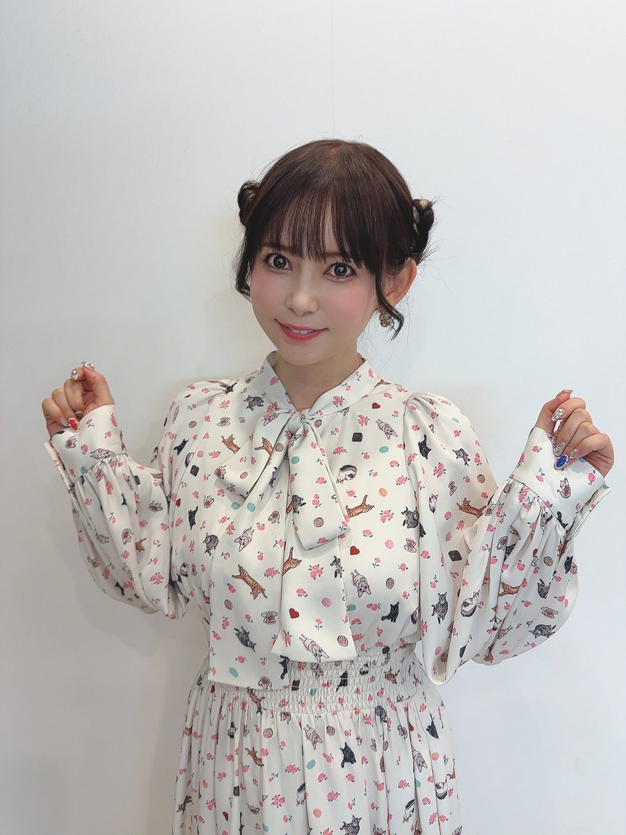 mmts 人気ランキング1位❤️ 猫ボウタイワンピース よくみたら猫が