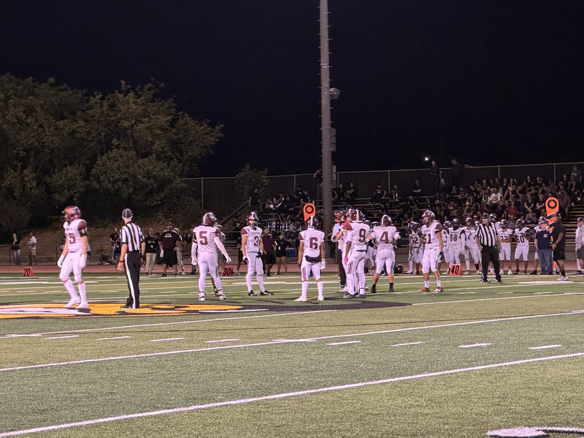 The El Toro Bowl didn’t disappoint—a true nail biter to the end! Congrats to Sobrato on their 20-14 win. Go, Bulldogs! Go, Nuts!