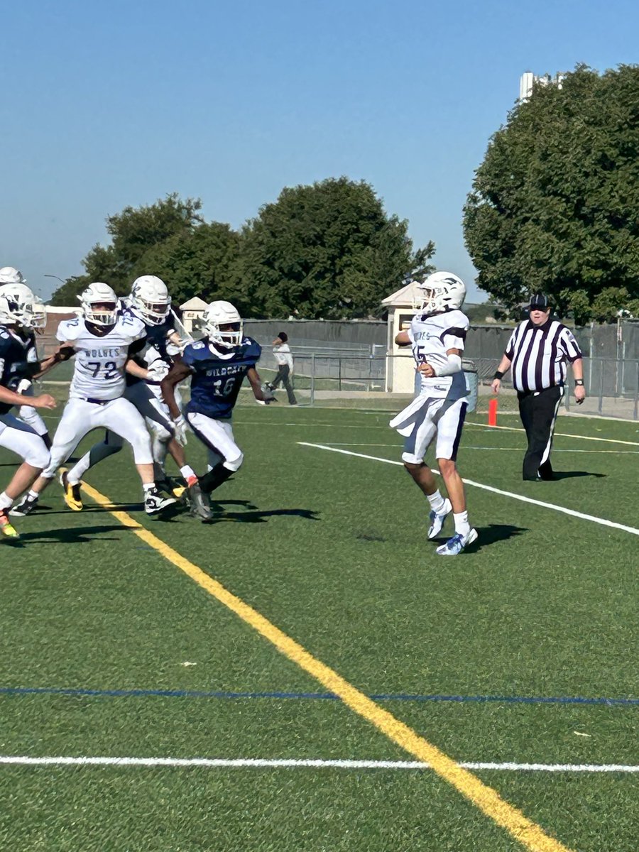 Lindsey Constance (@lcteach_learn) on Twitter photo It’s a beautiful day for some football. Let’s go Wolves! <a href="/Bclaypool63/">Brandon Claypool</a> <a href="/dreiling_grant/">Grant Dreiling</a> <a href="/IwmsPta/">IWMS PTA</a> <a href="/IWMSWolves/">Indian Woods Middle School</a> It’s a beautiful day for some football. Let’s go Wolves! <a href="/Bclaypool63/">Brandon Claypool</a> <a href="/dreiling_grant/">Grant Dreiling</a> <a href="/IwmsPta/">IWMS PTA</a> <a href="/IWMSWolves/">Indian Woods Middle School</a>
