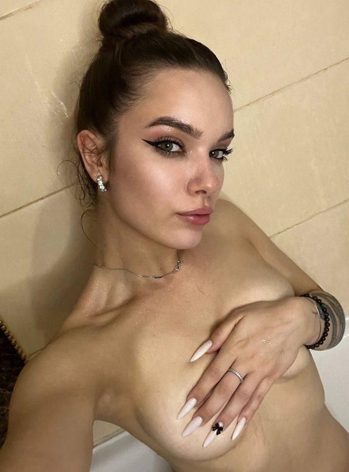 Every time I post late at night I'm so horny