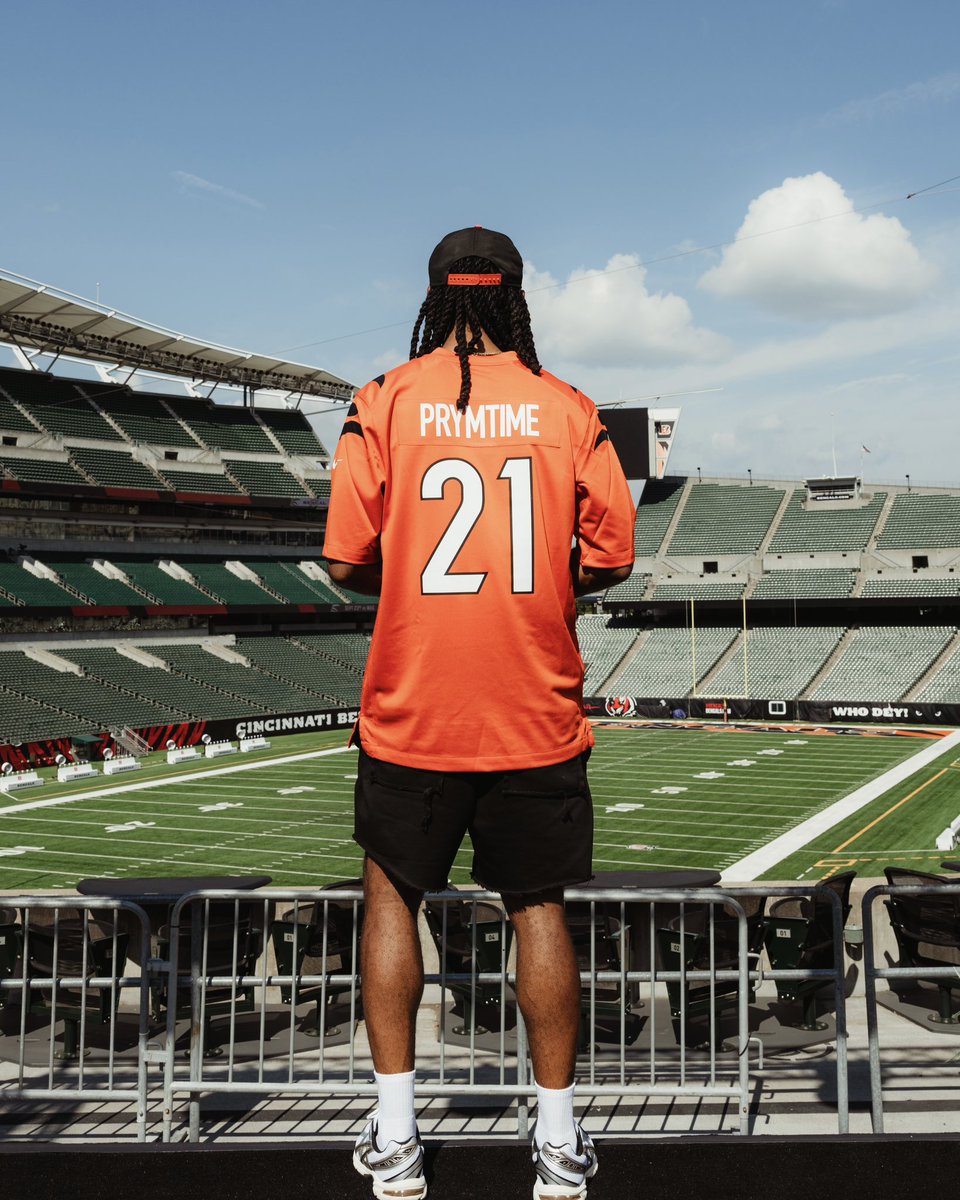 DJ Prymtime tweet media