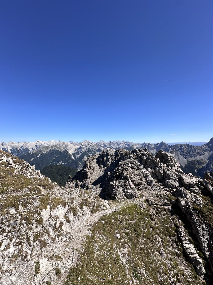 ehrenstief's tweet image. Leute sehen das und erfinden Österreich 

 #leiwand is scho🤩