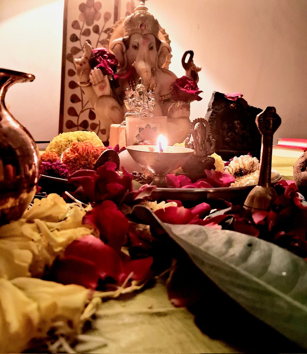 jyotirai29's tweet image. May your Prayers be answered, may you and your family be blessed . Ganpathy Bappa Maurya 🌸 Happy Ganesh Chaturthi . 🙏 To new beginnings!!

youtube.com/shorts/KH_mmyg…
#ganapatibappamorya #etherwire