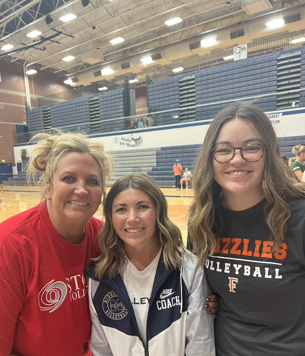 Proud mom moment-I got to take this picture with both my daughters, as we are all coaching volleyball this season!
Knowing my daughters will impact young athletes makes my heart so full!❤️🏐❤️
#continuingthelegacy
#volleyballcoaches
#itisintheirDNA