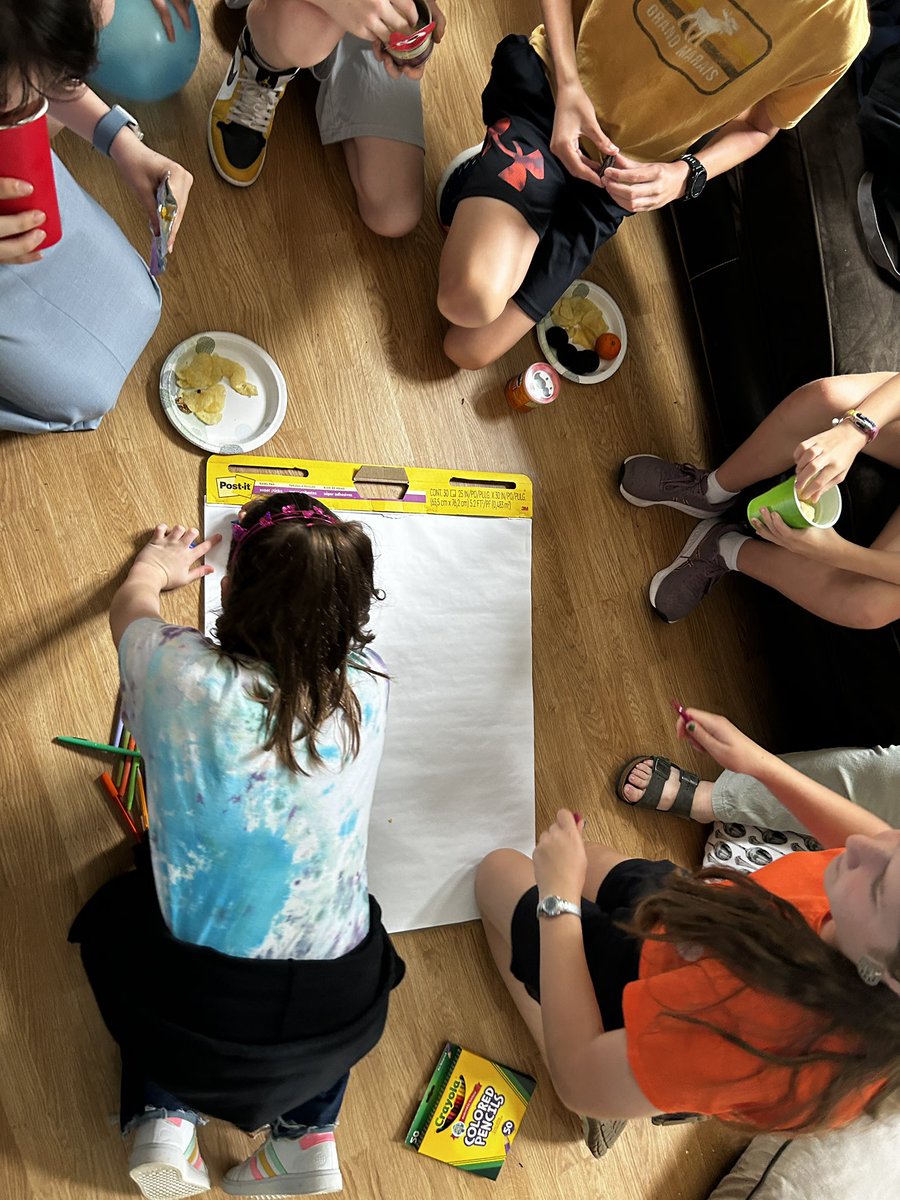 Let the games begin <a href="/FTCTeams/">FIRST Tech Challenge</a> #intothedeep good luck to all teams!!
Time to brainstorm!