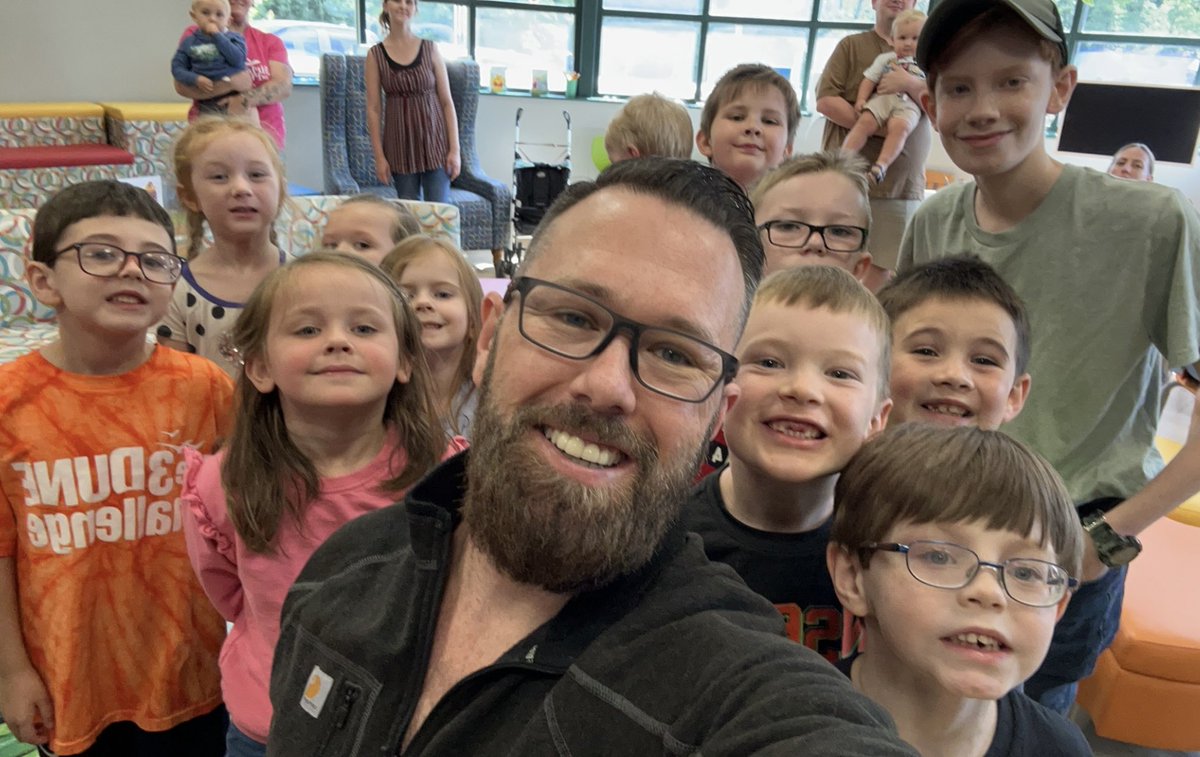 STEMLabOnTheGo's tweet photo. Saturday #science, with some of the coolest #kids, at the Wolfe County Public Library.
#SaturdayScience #HookedOnScience #MrScience #STEM #KYSTEM #Library https://t.co/sF0IasfbvQ
