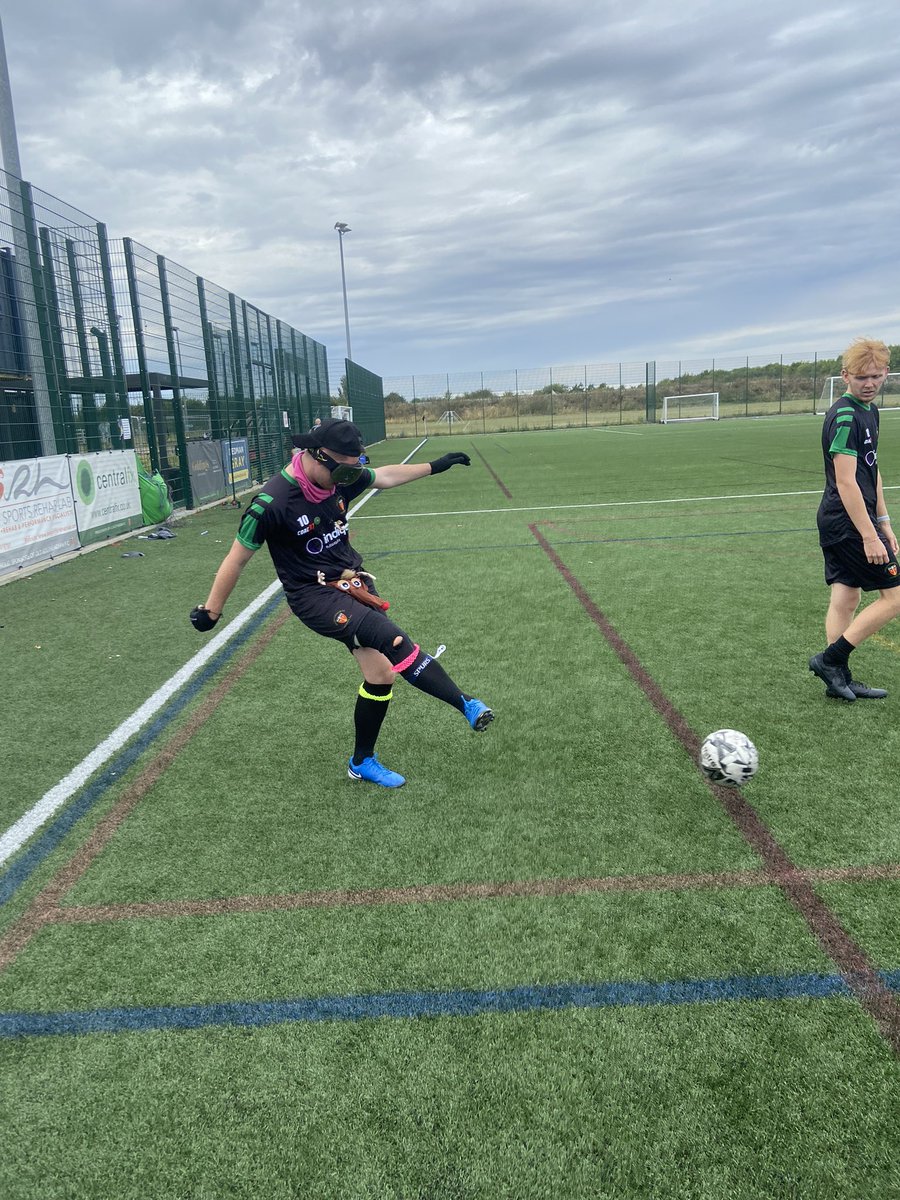 2-2 draw against a very good <a href="/RayleighTownFC1/">Rayleigh Town FC</a> Reserves side, still unbeaten but a little hurt not to get the win. 

On a brighter side, he’s how our captain warmed up today. 

#UTG #UTOB