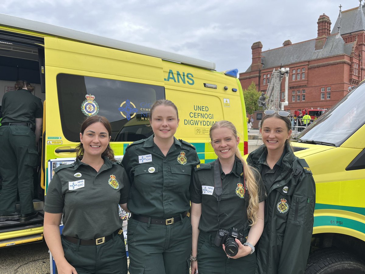 So lovely to come down to Cardiff Bay and see everyone at the #999Day. Great opportunity to showcase what we do - future employment opportunities!! A huge thanks to all our staff and volunteers who gave up their Saturday to run the event 😍👏 a photo of the photographer too!!