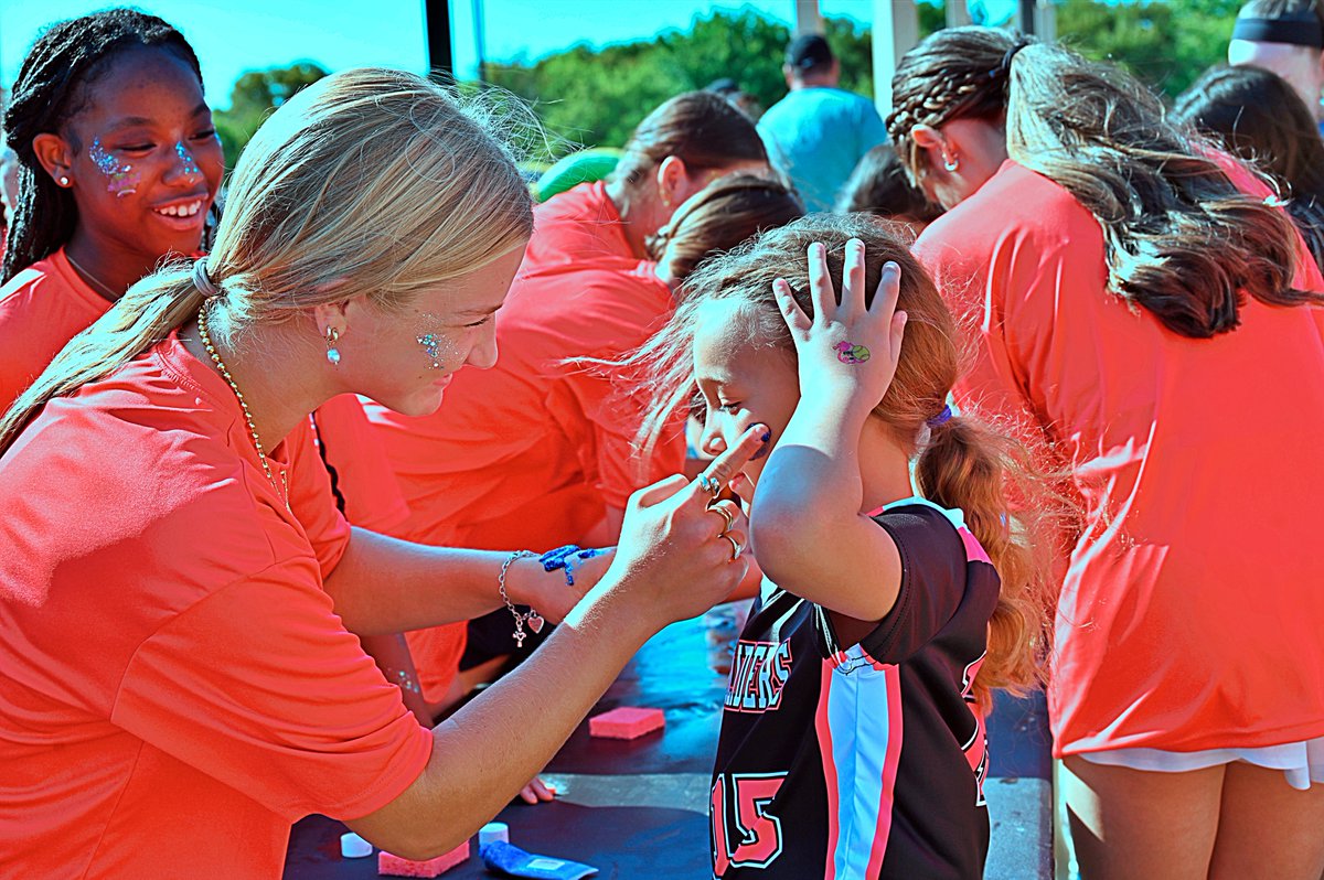 Slugging Eagles (Allen HS Softball) (@sluggingeagles) on Twitter photo Thank you to Allen Sports Association for inviting the AHS Softball team to ASA Softball Saturday! The players loved hanging out with all the young ballers today! <a href="/softball_allen/">Allen Eagle Softball</a> <a href="/AllenSports_SB/">AllenSports Softball</a> Thank you to Allen Sports Association for inviting the AHS Softball team to ASA Softball Saturday! The players loved hanging out with all the young ballers today! <a href="/softball_allen/">Allen Eagle Softball</a> <a href="/AllenSports_SB/">AllenSports Softball</a>