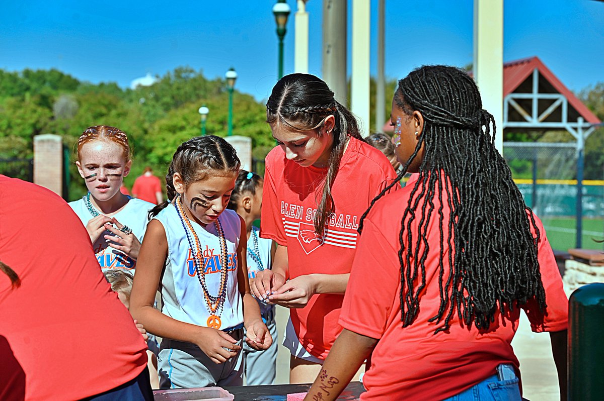 Slugging Eagles (Allen HS Softball) tweet media