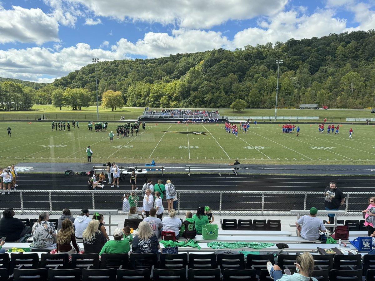 Back at The Farm to resume this week three contest between undefeated Greenup County and undefeated Portsmouth.

Trojans ball 2nd and 5 tied 0-0 with 5:51 left in the first quarter when play resumes at 1 p.m. #PDTSports