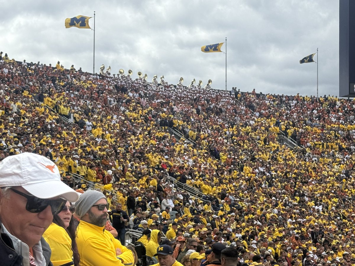 DanLeachDTM's tweet photo. I think my prediction of 20,000 Longhorns fans in the building is pretty accurate . Easily in the top 5 most opposing fans in my lifetime of going to Michigan games since 1982 https://t.co/qJwm60Vgq2
