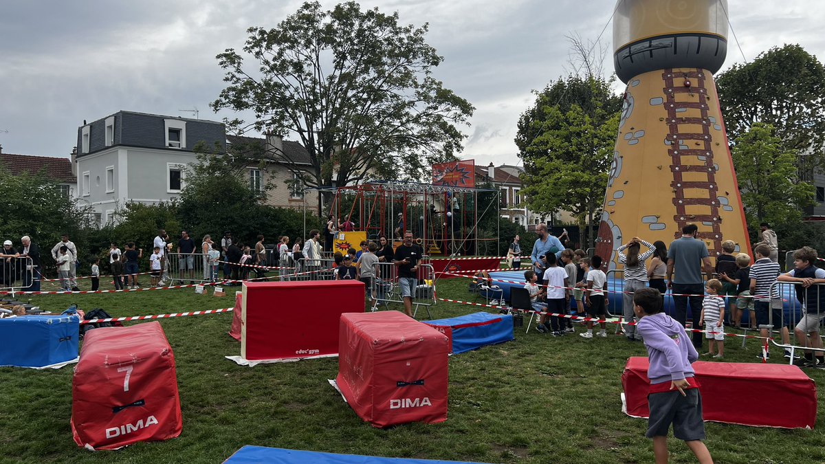 Yves Révillon tweet media