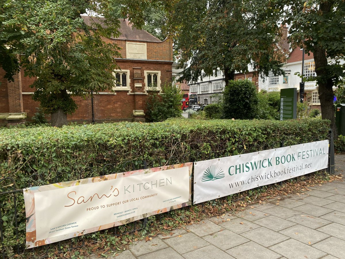 W4BookFest's tweet image. And the banners are going up outside @StMichaelsW4 ! Thanks to @HounslowHways for cutting the hedge and to sponsors @ArtsSocChiswick; Sam’s Kitchen, Turnham Green Terrace @samsriversideW6 ; and @UniWestLondon (with more to put up!) #books #Chiswick #W4