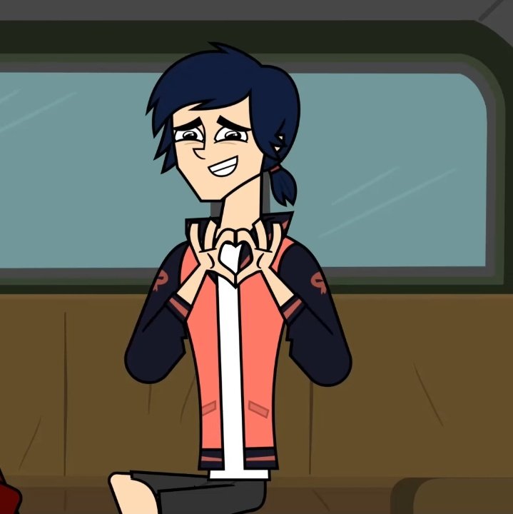 Yumiko_Fumetsu's tweet image. Bueno, ya me calme, ya comí y sigo llorando.
Solo voy a decir, que para mi jake gano, jake es el verdadero ganador en mi corazón y el de sus fans.
Mi increíble chico sandia 🍉💕 estoy orgullosa de ti :") 
Tu eres el verdadero Campamento Desventura 🤣🎉

#TeamJakeDCAS