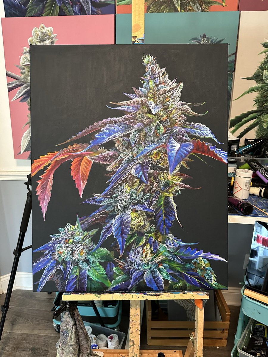 Just finished painting Khalifa Kush. <a href="/wizkhalifa/">Wiz Khalifa</a> want it? #wizkhalifa #kush