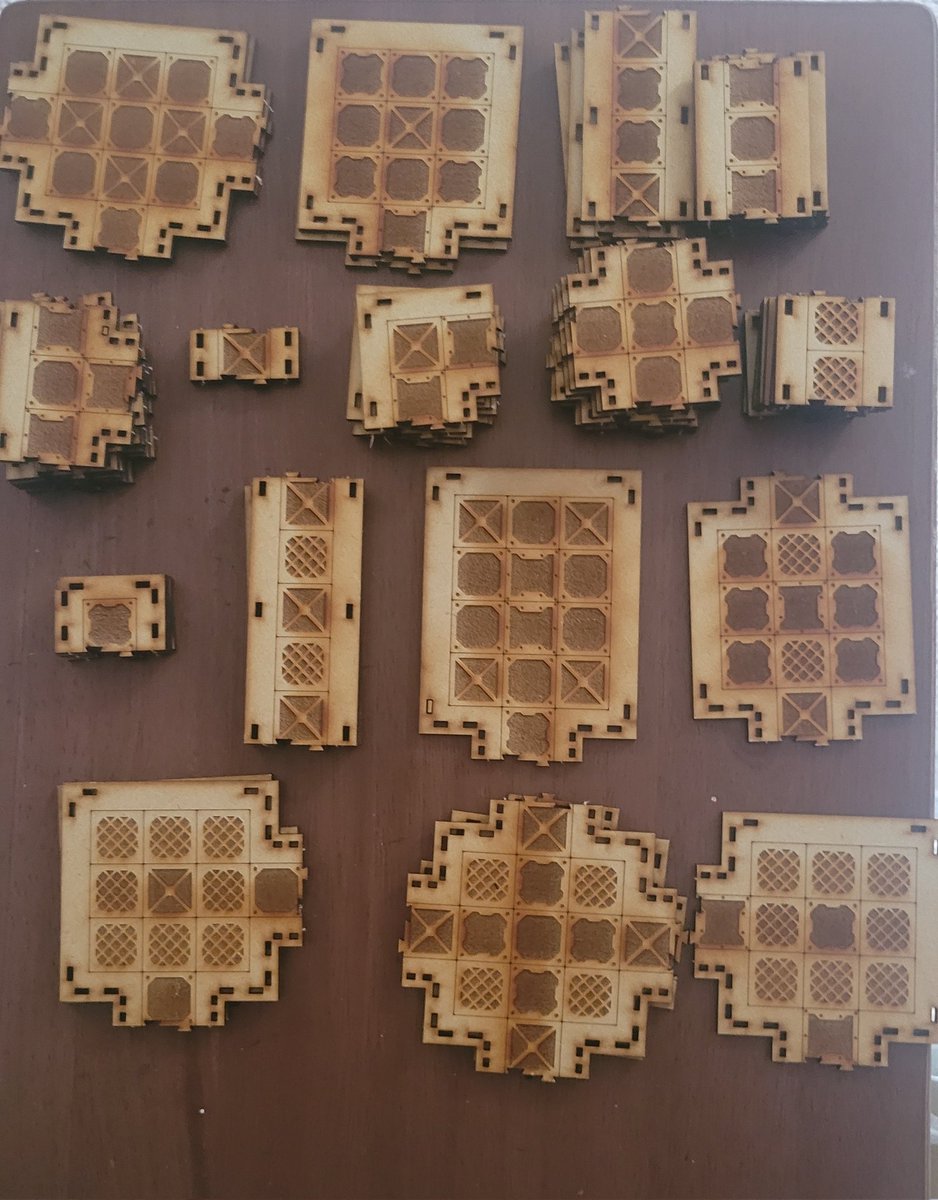 Spiers101's tweet image. Very exciting delivery from @rok_minis today, time to 'burn the heretic brother' and pray that my twin bolter does not jam on overwatch whilst embarking on a 'suicide mission' #15mm #voidderelict #spacehulk