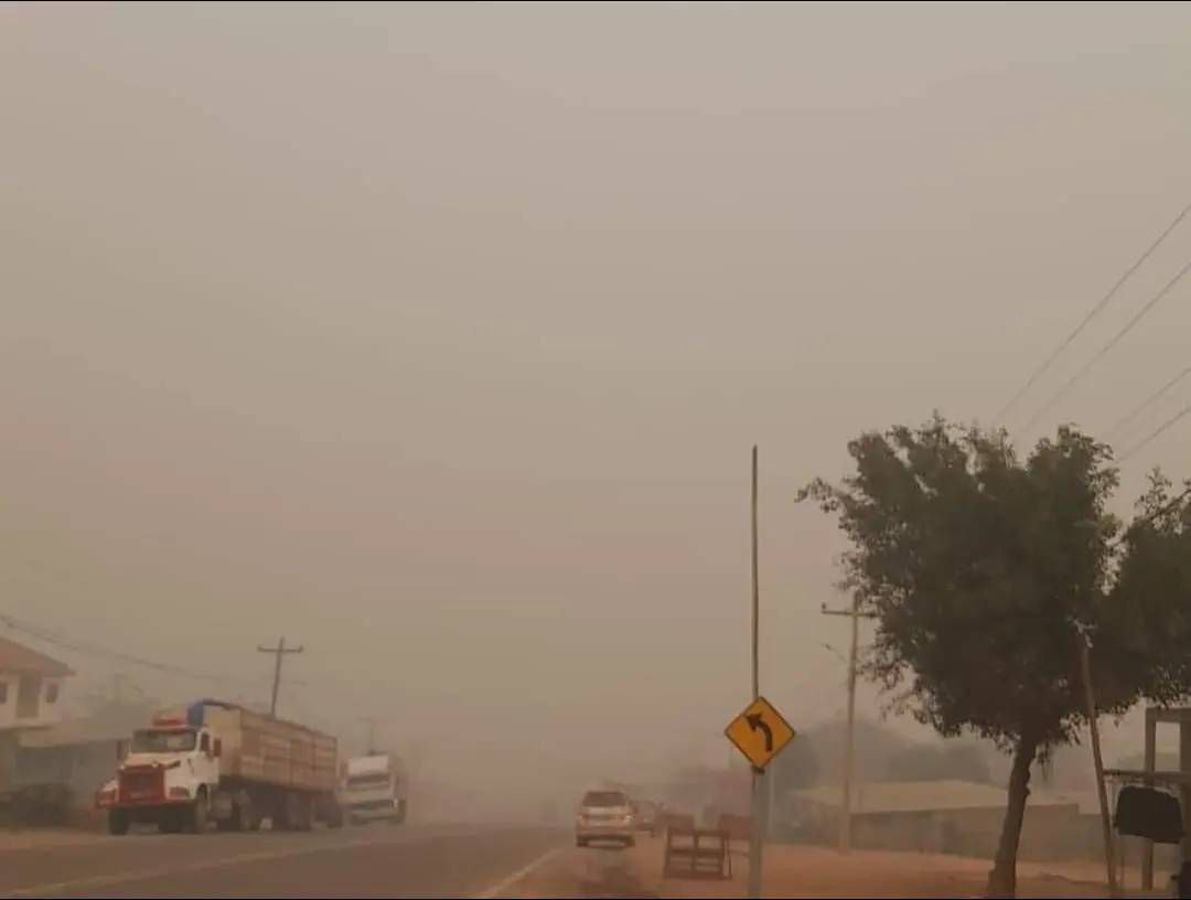 dereckblanco's tweet photo. 🆘🆘🆘 Bolivia declara estado de emergencia nacional debido a la gravedad de los incendios, y para facilitar la colaboración internacional en la extinción de 72 focos de fuego activos, tres de los cuales impactan parques naturales. #Alertanews https://t.co/2TfVGRX6qn