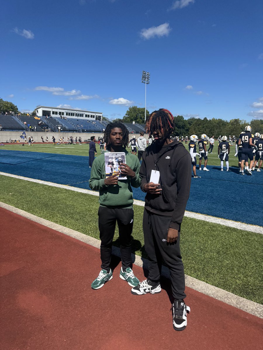 KingDarnell7's tweet photo. Had a great experience at the University of Mount St. Joseph, Vibe and atmosphere was great. Appreciative for this opportunity can’t wait to come back 🛜💛🫡. @CoachHall34 @JT_FTF @CoachHopperton @MSJ_FB  Coach @ugly_jaytee https://t.co/4yPUBGuj6l