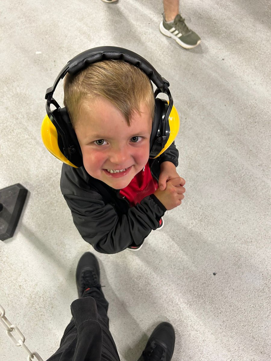 RaychullBe's tweet image. While I’m a bit poorly, this excited little man has taken on my season ticket! He absolutely loves going to the matches with his uncle @dubd4n and I think he is yet to visit and witness a loss #LuckyCharm @Wrexham_AFC #WxmAFC #WrexhamAFC @VancityReynolds @RMcElhenney