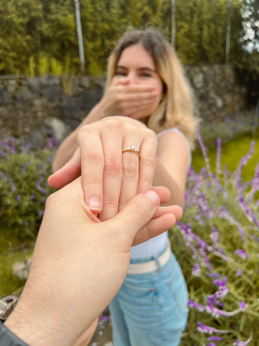 Kameoyoo's tweet image. ¡Nos vamos a casar! 💍❤️