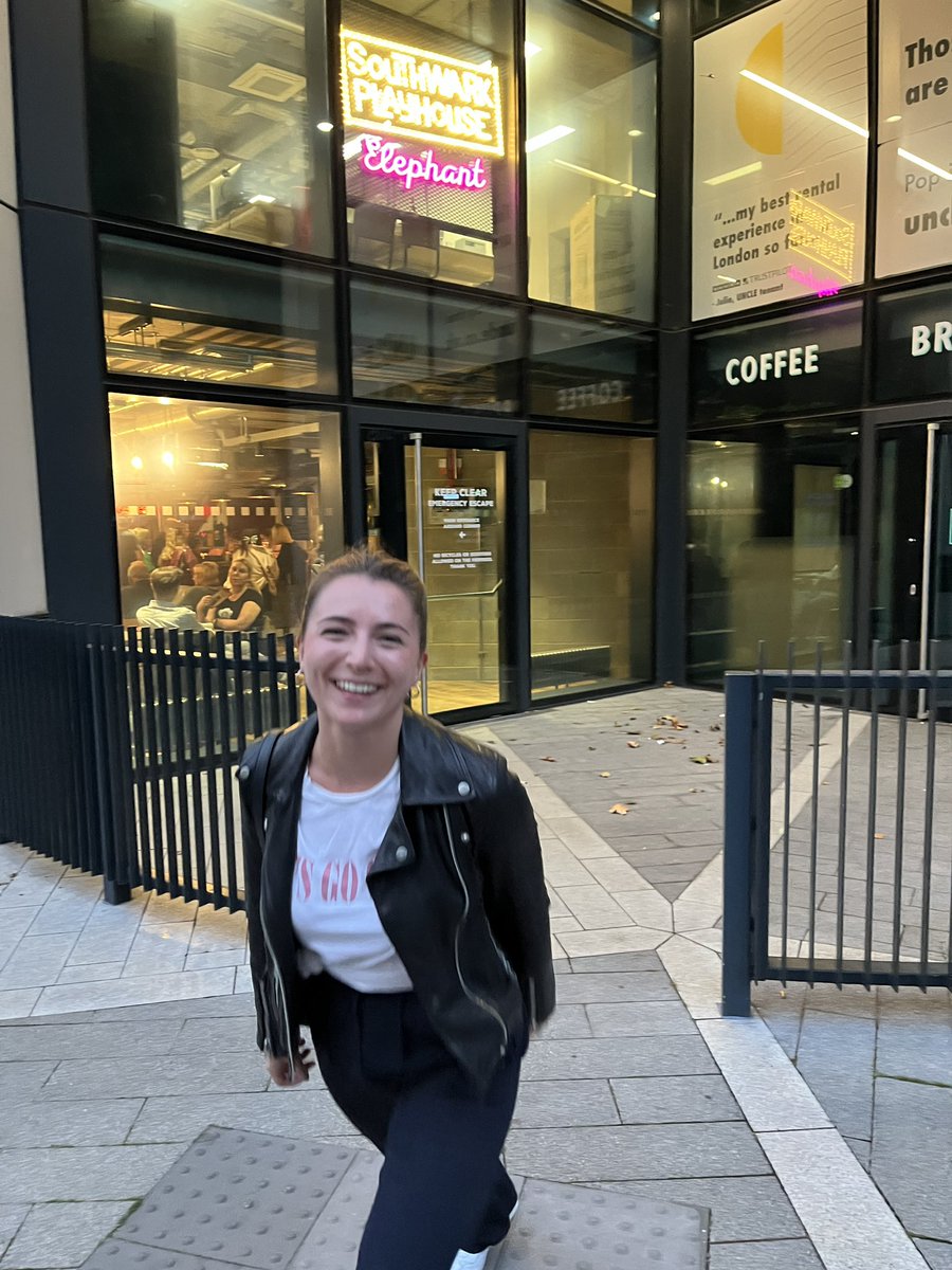 Haven’t worn this combo since the day that man sexually assaulted me. I thought seeing as he can break the law a couple more times since (and the people who are supposed to be protecting women have let him) that I can wear this outfit for a bit of justice before our court date.