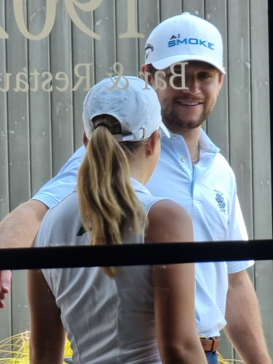 Thank you <a href="/NiallOfficial/">Niall Horan</a> <a href="/modestgolf/">Modest Golf</a> @modestgolf_ for spending some time with me and <a href="/TOMREIDGOLF/">Tom Reid</a>  at <a href="/GolfShgc/">Sunningdale Heath</a> before heading off to Wentworth. <a href="/AugustaJags/">AugustaJags</a>