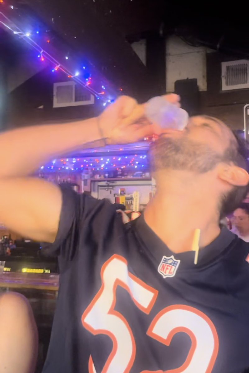 Dalton_Kates's tweet image. After that waterfall Tyler immediately goes to the bar and says “I need five shots” 

Thankfully they weren’t all for him but drink number 12 has been deleted 

Current local time: 10:42 AM

Current leave time: 8:00 PM