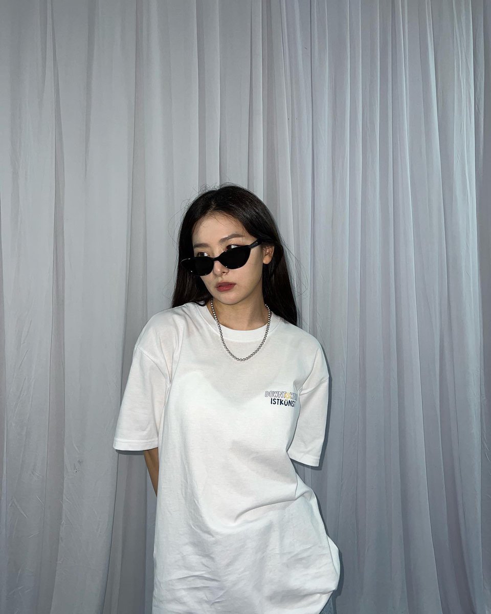 𝐫ed ♡ 𝐥ad𝕚es tweet media