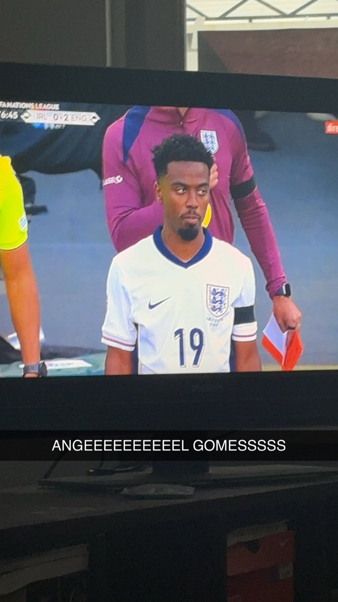 StarSheepBlue's tweet image. #IRLENG MON GARS @agomes_47 !!! #LOSC