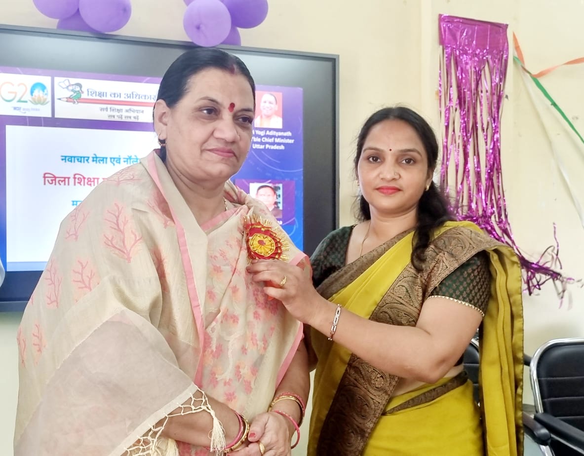 dietaligarh's tweet photo. डायट सभागार में दिनांक 3-4 सितंबर को *नवाचार मेला एवं नॉलेज शेयरिंग कार्यक्रम* का आयोजन कराया गया जिसमें मुख्य अतिथि माननीया जिला पंचायत अध्यक्ष महोदया,एवं आदरणीय उपशिक्षानिदेशक/प्राचार्य सर का मार्गदर्शन सभी प्रतिभागियों को प्राप्त हुआ https://t.co/aLjb0yQM3g