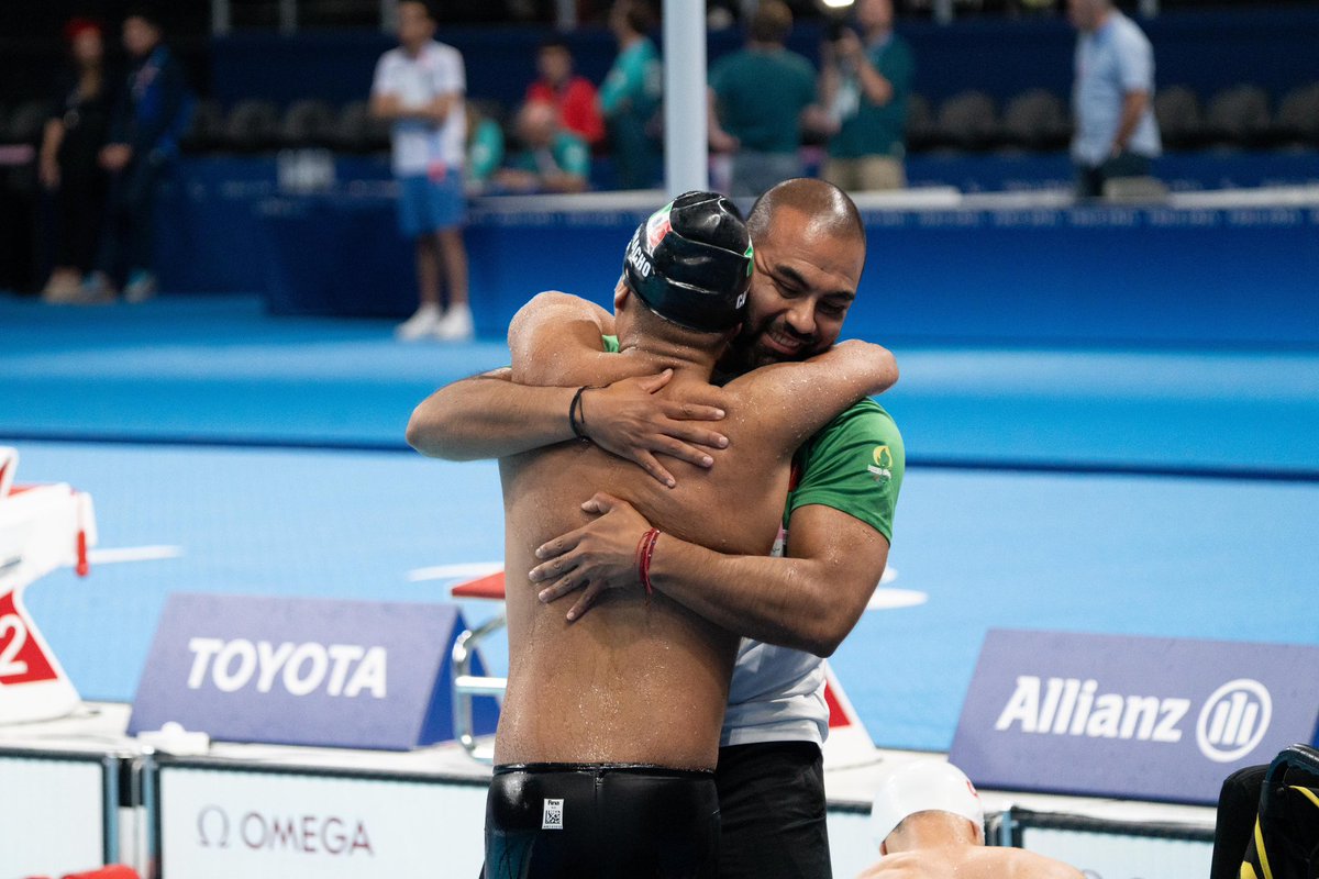 COPAME's tweet photo. 💥🥈¡Ángel Camacho obtiene el segundo lugar a nivel mundial! 🥈💥

En la prueba Dorso 50m S4, Ángel obtuvo la medalla de plata luego de competir en la final de la rama varonil 💪🏻💥

✨¡Felicidades Ángel, México celebra esta medalla! 💪🏻💥

#VictoriasParalímpicas https://t.co/AjvohMS0pv