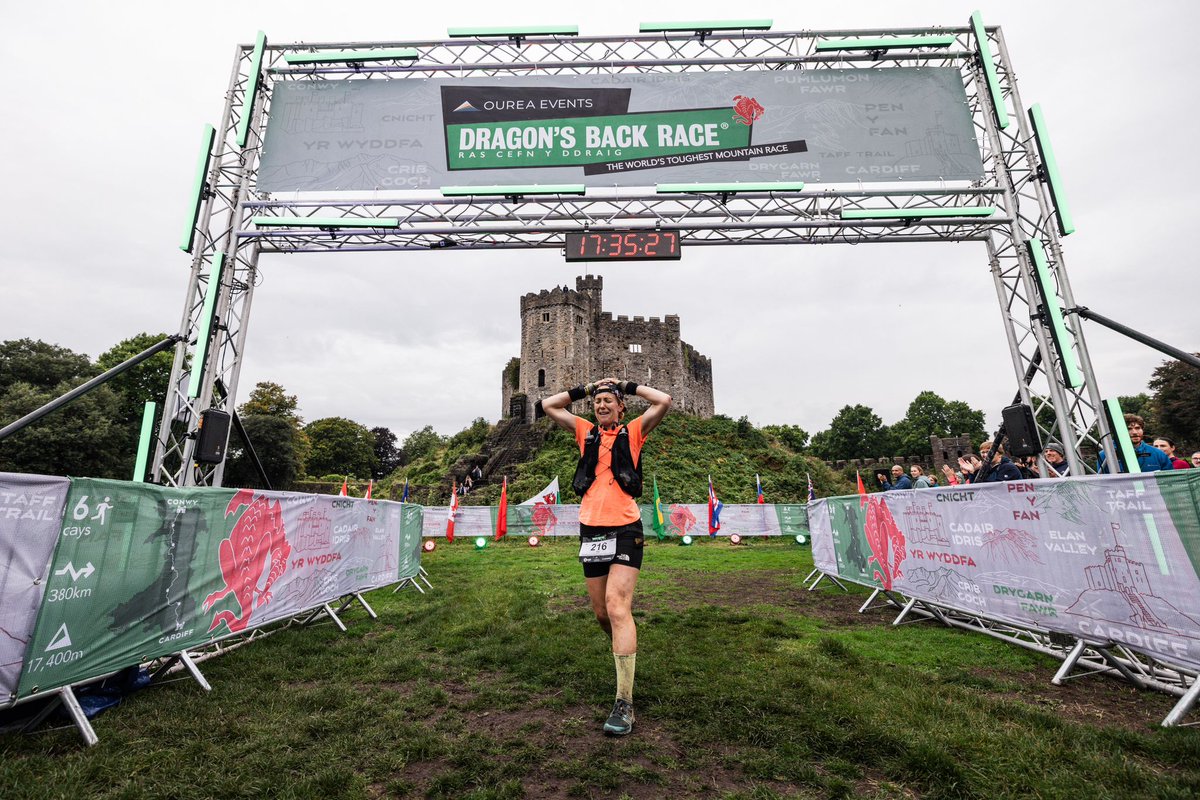 The WINNER of the 2024 Dragon's Back Race - Jo Meek! 
The second female - Elsa Morgan
The third female - Zoe Murphy

HUGE congratulations, absolutely outstanding running!

More on the winners to follow!

📸No Limits Photography