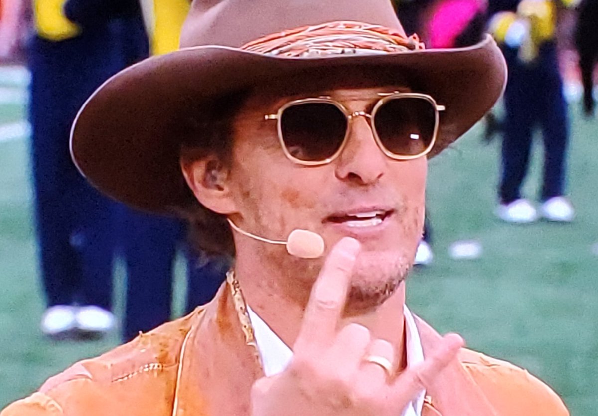 EvilMopacATX's tweet image. Current Longhorns Football status...