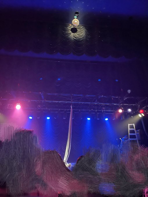 久々に美保ちゃんのショー観られる・・・幸せ☺️❣️❣️ https://t.co/X5CWVltYVh<a href="/tag/%E5%80%96%E7%94%B0%E6%9D%8E%E6%A2%A8"class="tags"><span>#倖田李梨</span></a><a href="/tag/%E8%8B%A5%E6%9E%97%E7%BE%8E%E4%BF%9D"class="tags"><span>#若林美保</span></a><a href="/tag/%E3%82%B4%E3%83%88%E3%82%A6%E3%82%A4%E3%82%BA%E3%83%9F"class="tags"><span>#ゴトウイズミ</span></a>