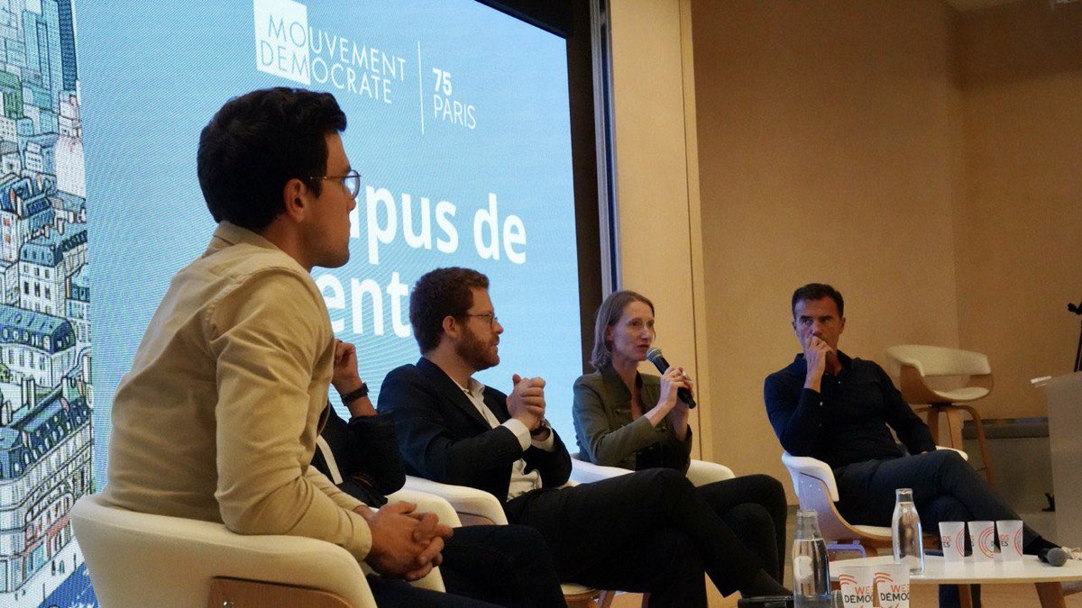 PierreBaty's tweet image. 🧑‍🏫 La rentrée du @MoDem_Paris ! 

Quel plaisir de retrouver les démocrates parisiens, engagés pour une ville qui doit bien davantage à ses citoyens. 
🤝🌳🫧👮‍♂️🧑‍🏫