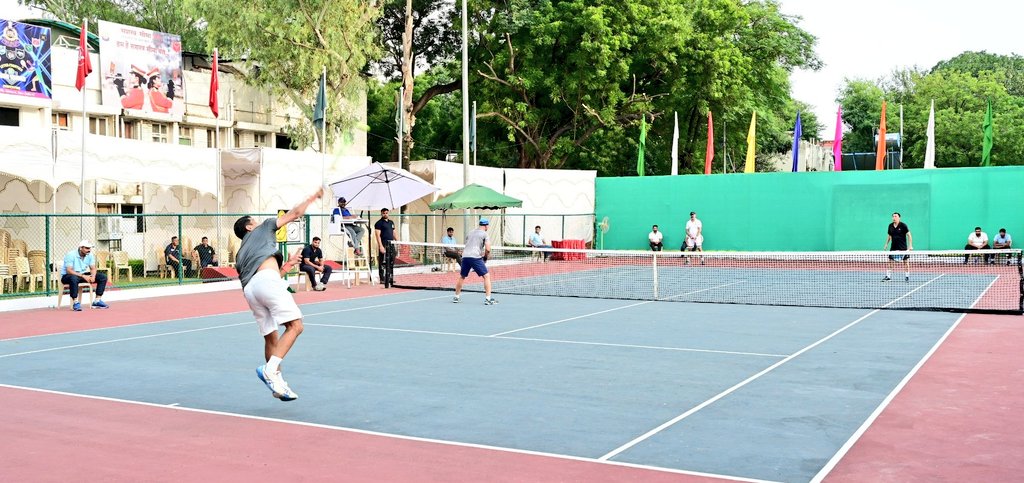 Sashastra Seema Bal (@ssb_india) on Twitter photo "Dare to Dream, Courage to Achieve"
18th Inter Frontier Lawn Tennis Tournament concluded at <a href="/25BnSSB_INDIA/">25 BN SSB</a>. Officers from field units of #SSB participated in the 3 day competition.
Sh <a href="/DeepamSeth_IPS/">Deepam Seth</a> #ADGSSB felicitated the winners & congratulated the organizers.
<a href="/HMOIndia/">गृहमंत्री कार्यालय, HMO India</a> "Dare to Dream, Courage to Achieve"
18th Inter Frontier Lawn Tennis Tournament concluded at <a href="/25BnSSB_INDIA/">25 BN SSB</a>. Officers from field units of #SSB participated in the 3 day competition.
Sh <a href="/DeepamSeth_IPS/">Deepam Seth</a> #ADGSSB felicitated the winners & congratulated the organizers.
<a href="/HMOIndia/">गृहमंत्री कार्यालय, HMO India</a>